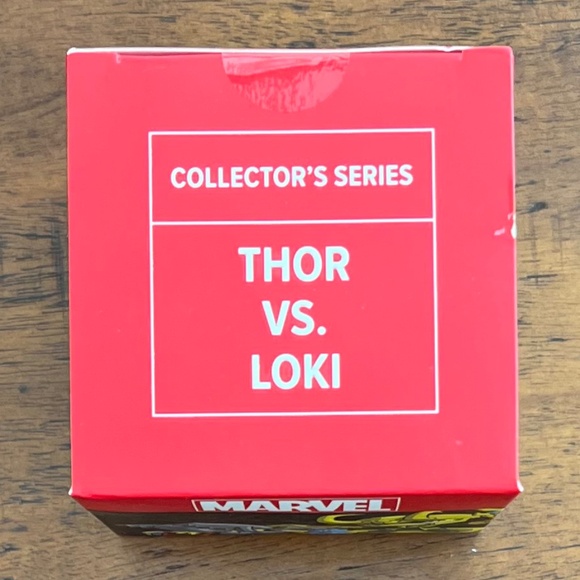 Marvel Thor vs. Loki Action Figure - Picture 3 of 3